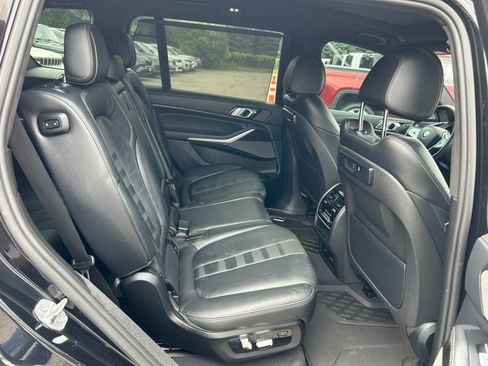 Used 2020 BMW X7 xDrive40i w/ Premium Package AWD/4WD image 23