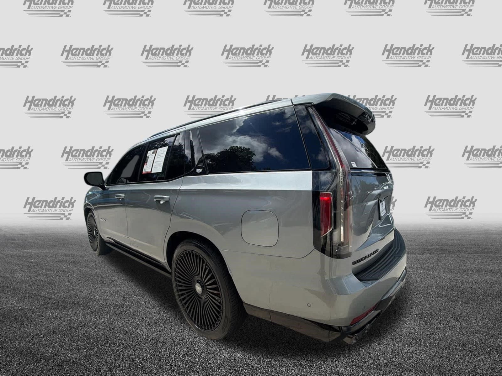 Used 2024 Cadillac Escalade V w/ LPO, ONYX Package AWD/4WD image 8