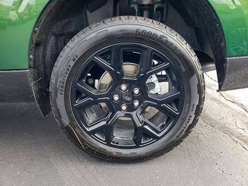 New 2025 Ford Maverick Lariat w/ Black Appearance Package image 12