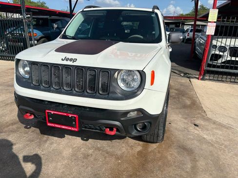 Used 2016 Jeep Renegade Trailhawk AWD/4WD image 5