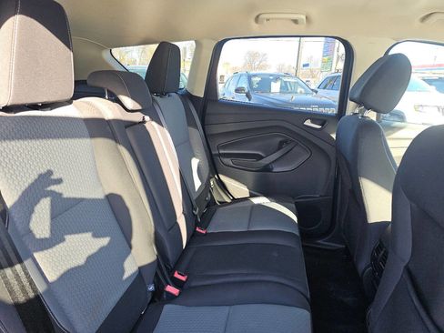 Used 2017 Ford Escape SE w/ SE Cold Weather Package image 34