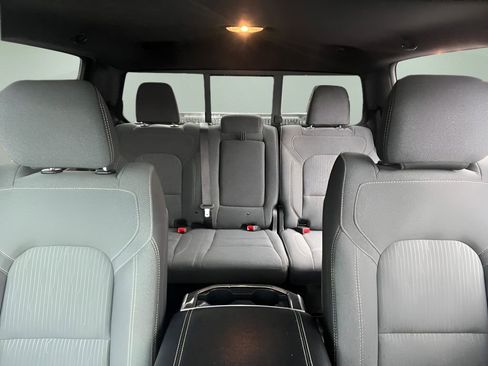 Used 2021 RAM 1500 Big Horn image 16