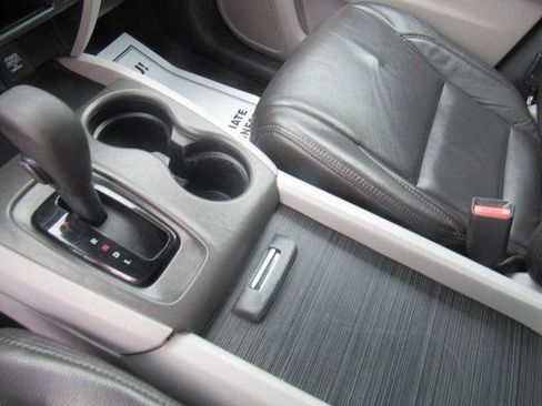 Used 2016 Honda Pilot LX image 29