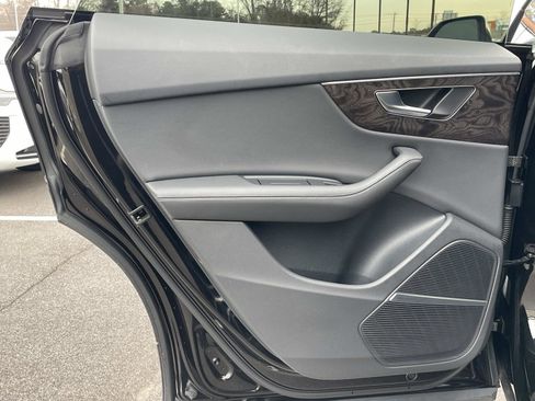 Certified 2023 Audi Q8 Premium Plus w/ Premium Plus Package image 11