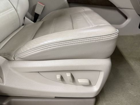 Used 2018 GMC Yukon XL Denali w/ Denali Ultimate Package image 36