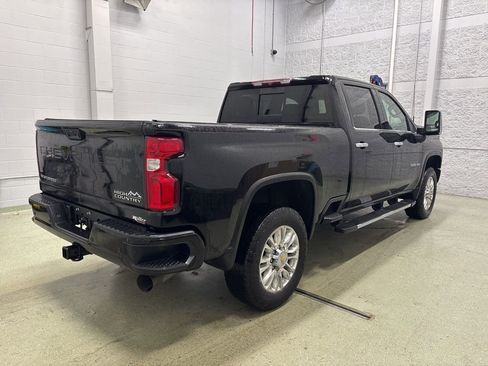 Used 2021 Chevrolet Silverado 3500 High Country image 3