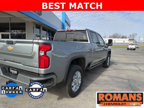 Used 2024 Chevrolet Silverado 2500 High Country w/ High Country Premium Package image 3