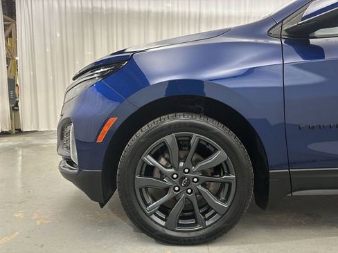 Used 2022 Chevrolet Equinox RS w/ RS Leather Package image 23