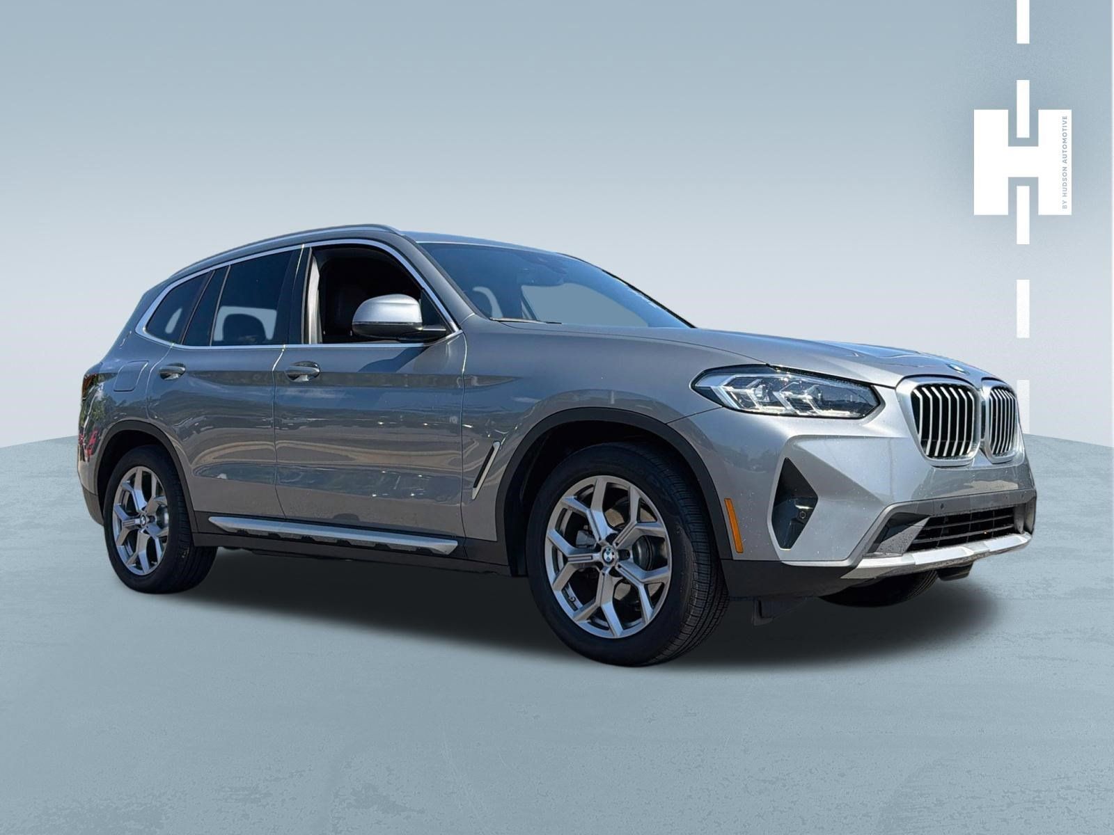 Used 2023 BMW X3 xDrive30i w/ Premium Package AWD/4WD image 1