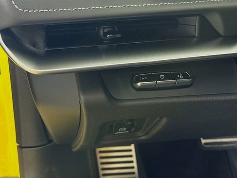 New 2026 Chevrolet Corvette Stingray Coupe w/ 1LT image 11