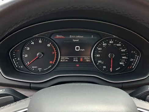 Used 2023 Audi Q5 2.0T Premium w/ Convenience Package AWD/4WD image 21