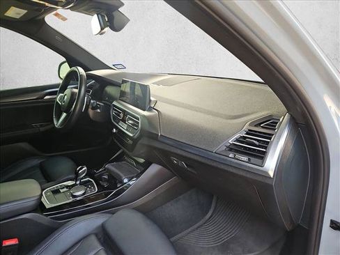 Used 2024 BMW X3 sDrive30i w/ M Sport Package RWD image 21