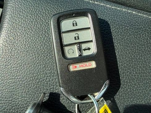 Used 2019 Honda Civic Sport image 13