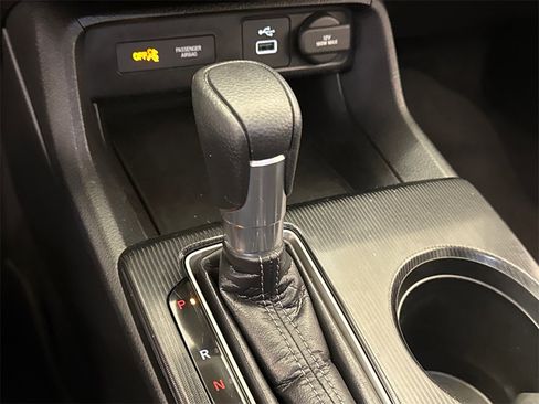 Certified 2022 Honda Civic LX image 25