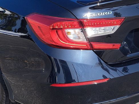 Used 2019 Honda Accord Sport image 35