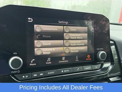 Certified 2024 Nissan Pathfinder SV AWD/4WD image 12