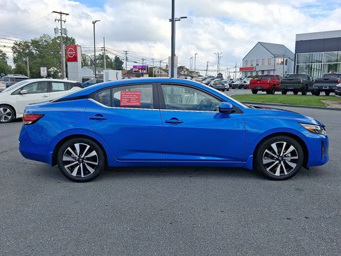 Certified 2024 Nissan Sentra SV w/ SV Premium Package image 9