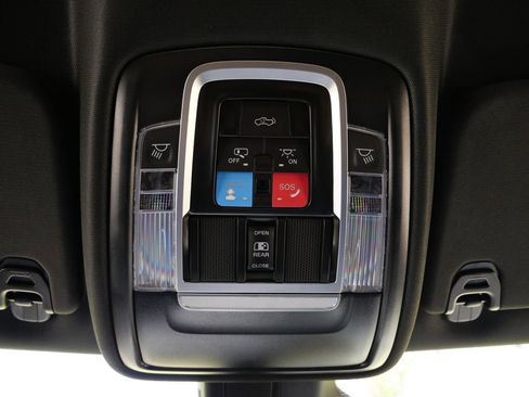 Used 2026 RAM 1500 Laramie w/ Sport Appearance Package AWD/4WD image 17
