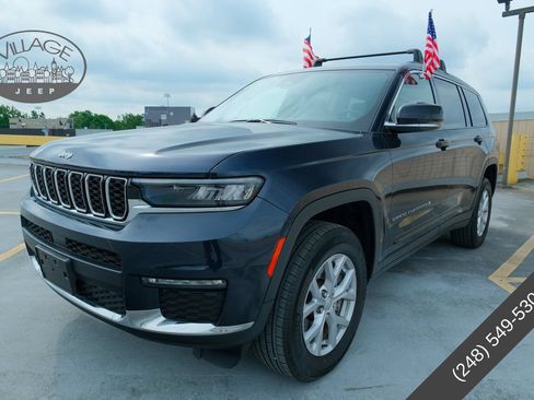 Used 2023 Jeep Grand Cherokee L Limited AWD/4WD image 8