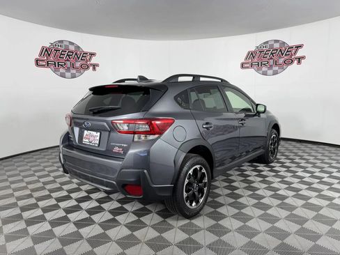 Used 2022 Subaru Crosstrek 2.0i Premium w/ Moonroof Package AWD/4WD image 7