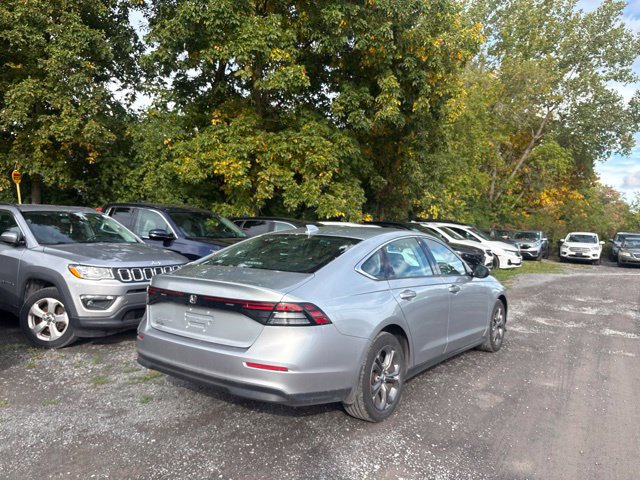 Used 2024 Honda Accord EX image 5