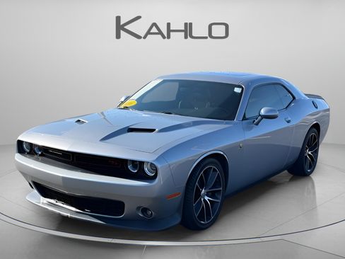 Used 2016 Dodge Challenger R/T Scat Pack w/ Leather Interior Group RWD image 1