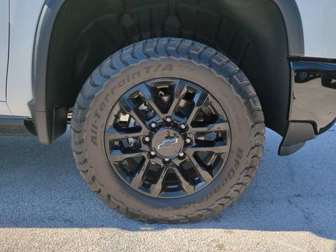 New 2026 Chevrolet Silverado 2500 LTZ w/ LTZ Plus Package AWD/4WD image 12