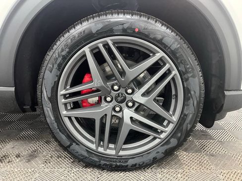 New 2026 Ford Explorer ST-Line w/ ST-Line Street Pack AWD/4WD image 17