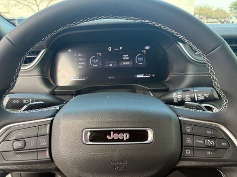 New 2025 Jeep Grand Cherokee Laredo w/ MOPAR Finishing Package image 10
