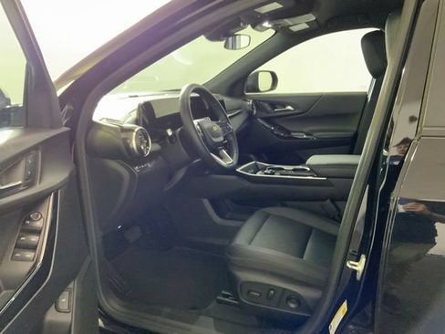 Used 2026 Chevrolet Equinox LT w/ Convenience Package II AWD/4WD image 14