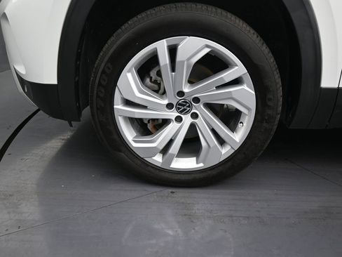 Used 2021 Volkswagen Atlas Cross Sport SEL FWD image 9