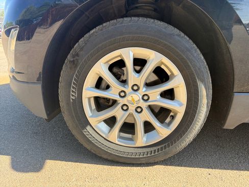 Used 2018 Chevrolet Equinox LT AWD/4WD image 24