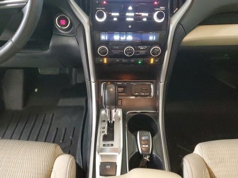 Used 2019 Subaru Ascent Premium image 19
