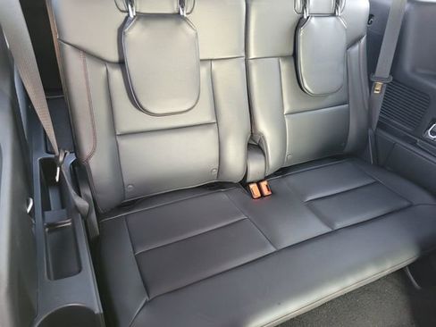 Used 2025 Ford Explorer ST image 15