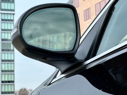 Certified 2025 Mercedes-Benz C 300 4MATIC Sedan image 13