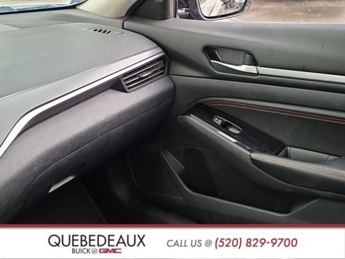 Used 2023 Nissan Altima 2.5 SR FWD image 15