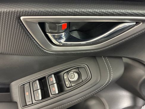 Used 2019 Subaru Forester Limited image 13