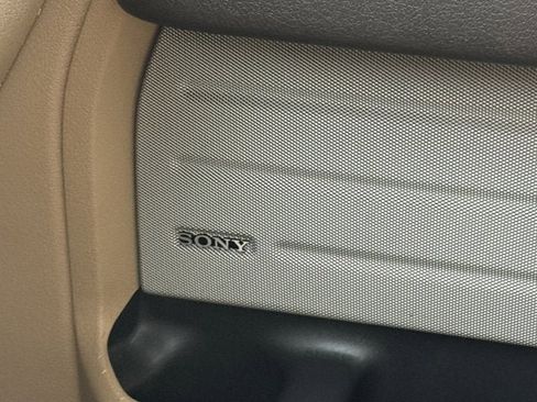 Used 2013 Ford F150 Lariat w/ Luxury Equipment Group image 20