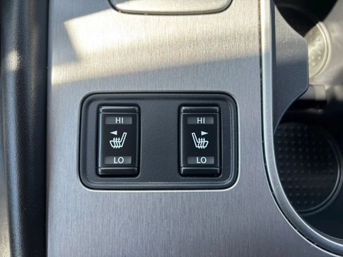 Used 2023 Nissan Murano SV AWD/4WD image 34