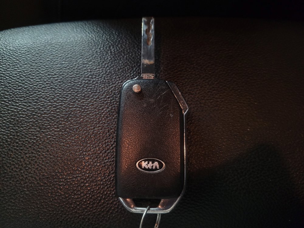 Used 2020 Kia Forte LXS FWD image 32