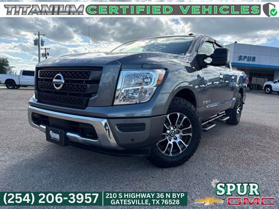 Used 2021 Nissan Titan SV w/ SV Convenience Package