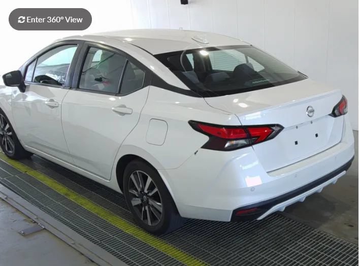Used 2022 Nissan Versa SV FWD image 3