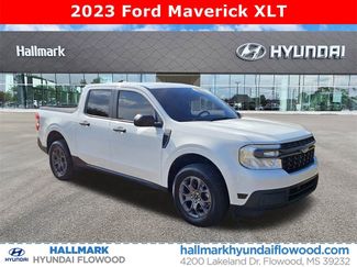 Used 2023 Ford Maverick XLT image 1
