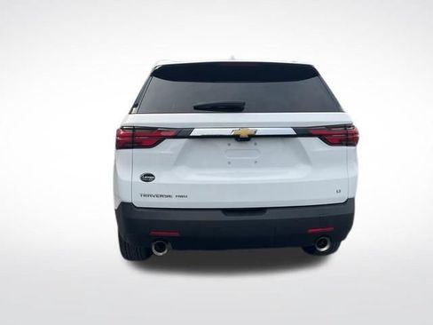 Used 2023 Chevrolet Traverse LT w/ LT Premium Package AWD/4WD image 16