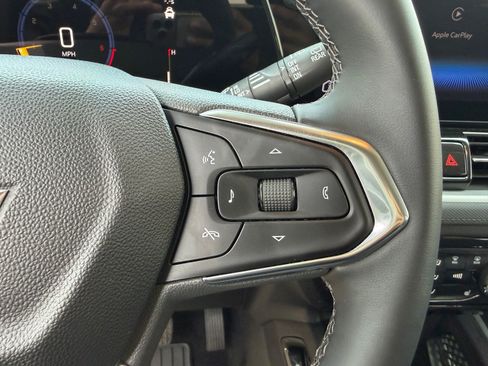 Used 2026 Chevrolet TrailBlazer LT w/ Convenience Package FWD image 16