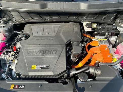 Certified 2025 Kia Niro EX image 18