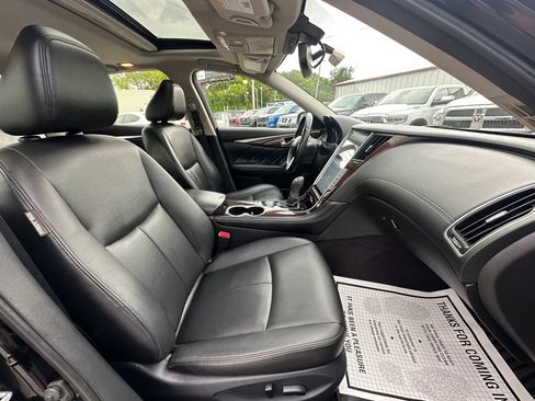Used 2019 INFINITI Q50 Luxe w/ Essential Package (3.0T Luxe) AWD/4WD image 13
