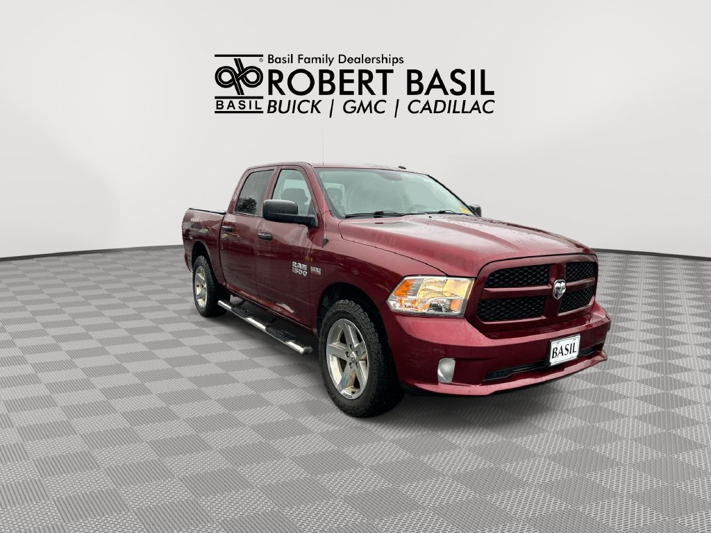 Used 2017 RAM 1500 Express w/ Express Value Package AWD/4WD image 2