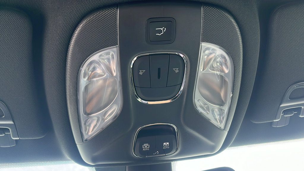 New 2026 Jeep Compass Limited w/ Sun, Sound & Navigation Group AWD/4WD image 18