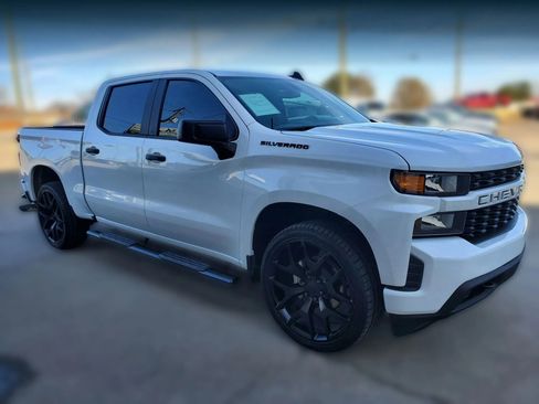 Used 2021 Chevrolet Silverado 1500 Custom image 17
